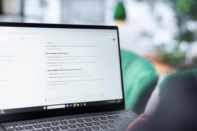 WMS training - notepads and pens